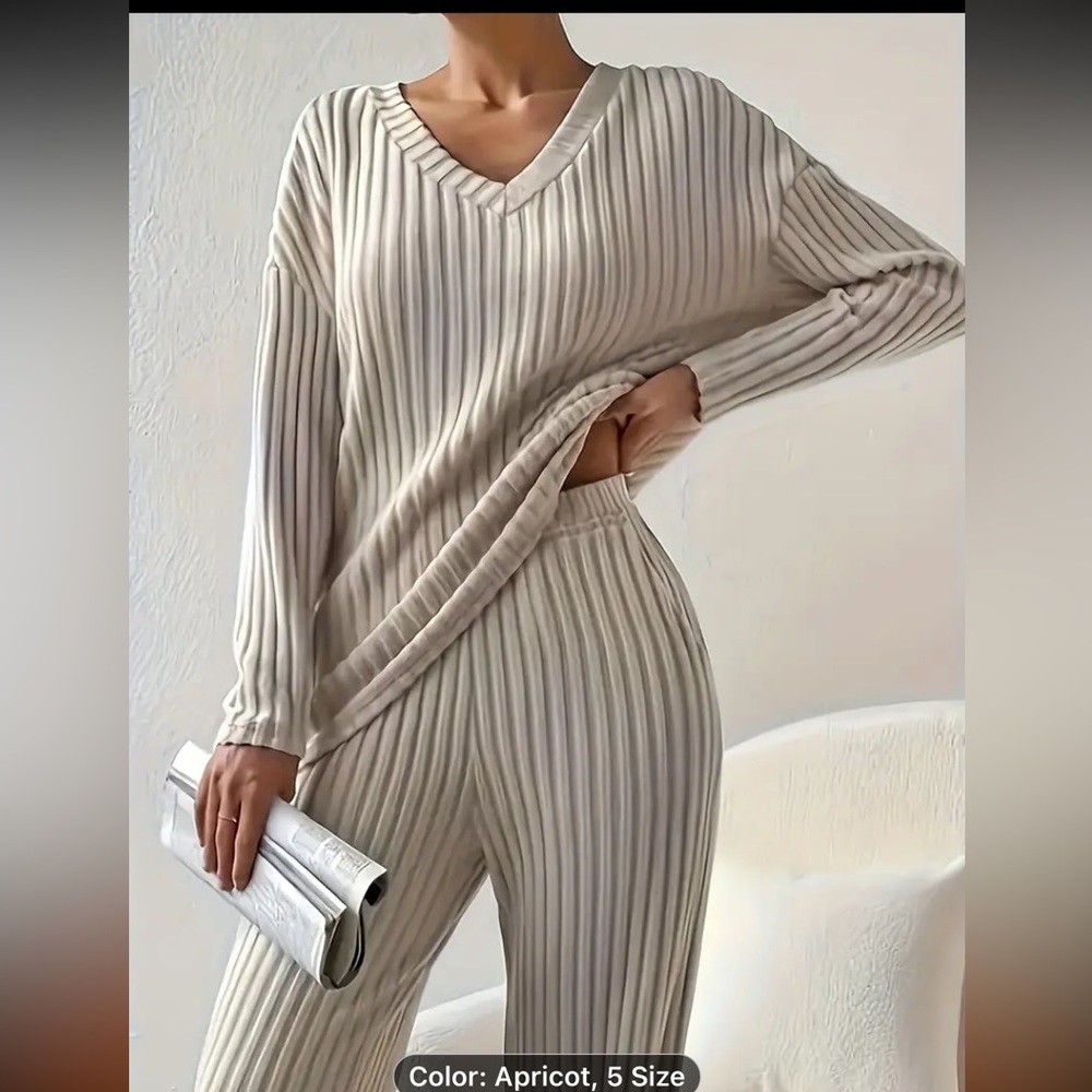 Women's Casual Lounge Set / NWT / Size 3X (18)